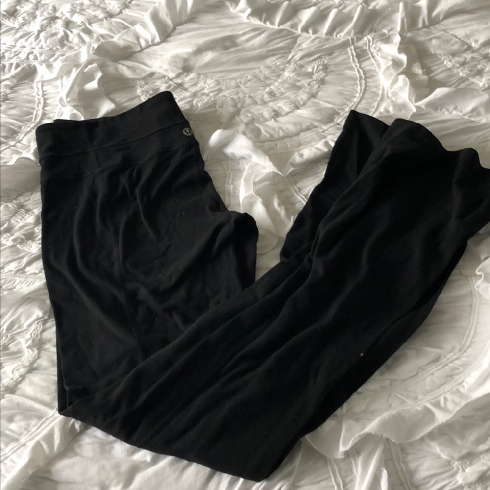Lululemon yoga pants
